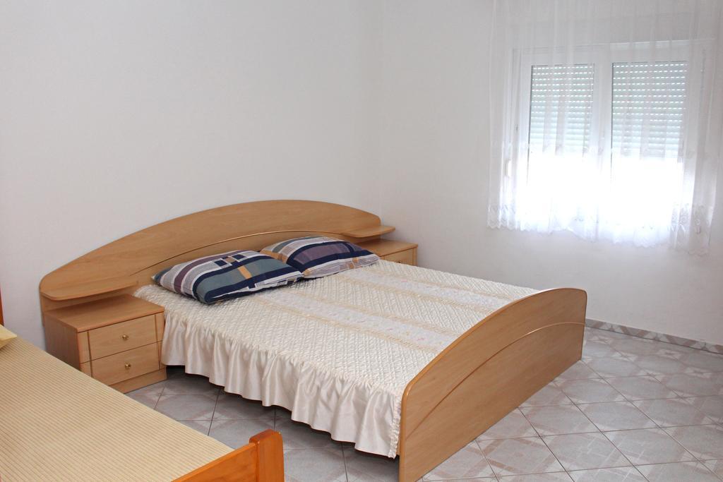 Apartments Beba Vir Luaran gambar